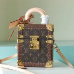 Louis Vuitton Camera Box Monogram Canvas By Nicolas Ghesquiere For Women, Women's Handbags, Shoulder And Crossbody Bags 21.5cm/8.5in LV 