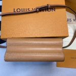 Louis Vuitton Twist MM Epi Gold Miel Brown For Women, Women’s Bags, Shoulder And Crossbody Bags 9.1in/23cm LV M59686