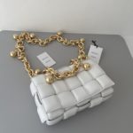 Bottega Veneta Chain Cassette White, For Women, Women's Bags 10.2in/26cm 680070V1FY09009