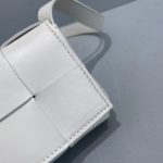 Bottega Veneta Candy Cassette White, For Women, Women's Bags 4.7in/12cm 666688VMAY19009
