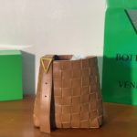 Bottega Veneta Shoulder Bag Nappa Brown, For Women, Women’s Bags 12.9in/33cm
