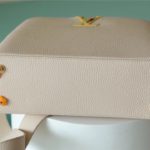 Louis Vuitton Capucines MM Taurillon Creme Beige/ Plume Yellow Berlingot For Women, Women’s Bags, Shoulder And Crossbody Bags 12.4in/31.5cm LV M59883