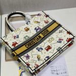Christian Dior Large Dior Book Tote White, For Women, Women’s Handbags 16.5in/42cm CD M1286ZRTY_M941
