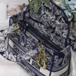 Christian Dior Medium Lady D-Lite Bag Blue, For Women, Women’s Handbags 24cm/9.5in CD M0565ORGO_M928