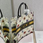 Christian Dior Large Dior Book Tote White, For Women, Women’s Handbags 16.5in/42cm CD M1286ZRTY_M941
