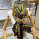 Gucci Cashmere Flower Printed Patterns Multicolor in Brown Scarf 150cm/71in