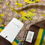 Gucci Cashmere Flower Printed Patterns Multicolor in Brown Scarf 150cm/71in