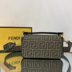 Fendi Baguette Brown fabric Brown Medium Bag For Woman 27cm/10.5in