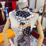 Louis Vuitton More and More Double Face Shawl Black Scarf 90cm/35in