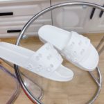 Gucci Men's Rubber GG Slide Sandals White For Men 573922 JDR00 9014
