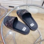 Gucci Women's GG Supreme Slide Tiger Black For Women 407345 G0K00 1084
