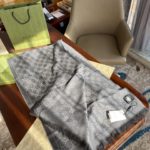 Gucci GG Lamé Lacquard Stole Scarf Grey 71in/180cm