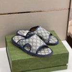 Gucci Men's GG Supreme Slide Sandal Blue And Beige For Men ‎624879