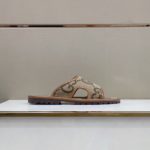 Gucci Men's Maxi GG Supreme Slide Sandal Brown And Beige For Men ‎624879