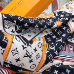 Louis Vuitton More and More Double Face Shawl Black Scarf 90cm/35in