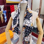 Louis Vuitton More and More Double Face Shawl Black Scarf 90cm/35in