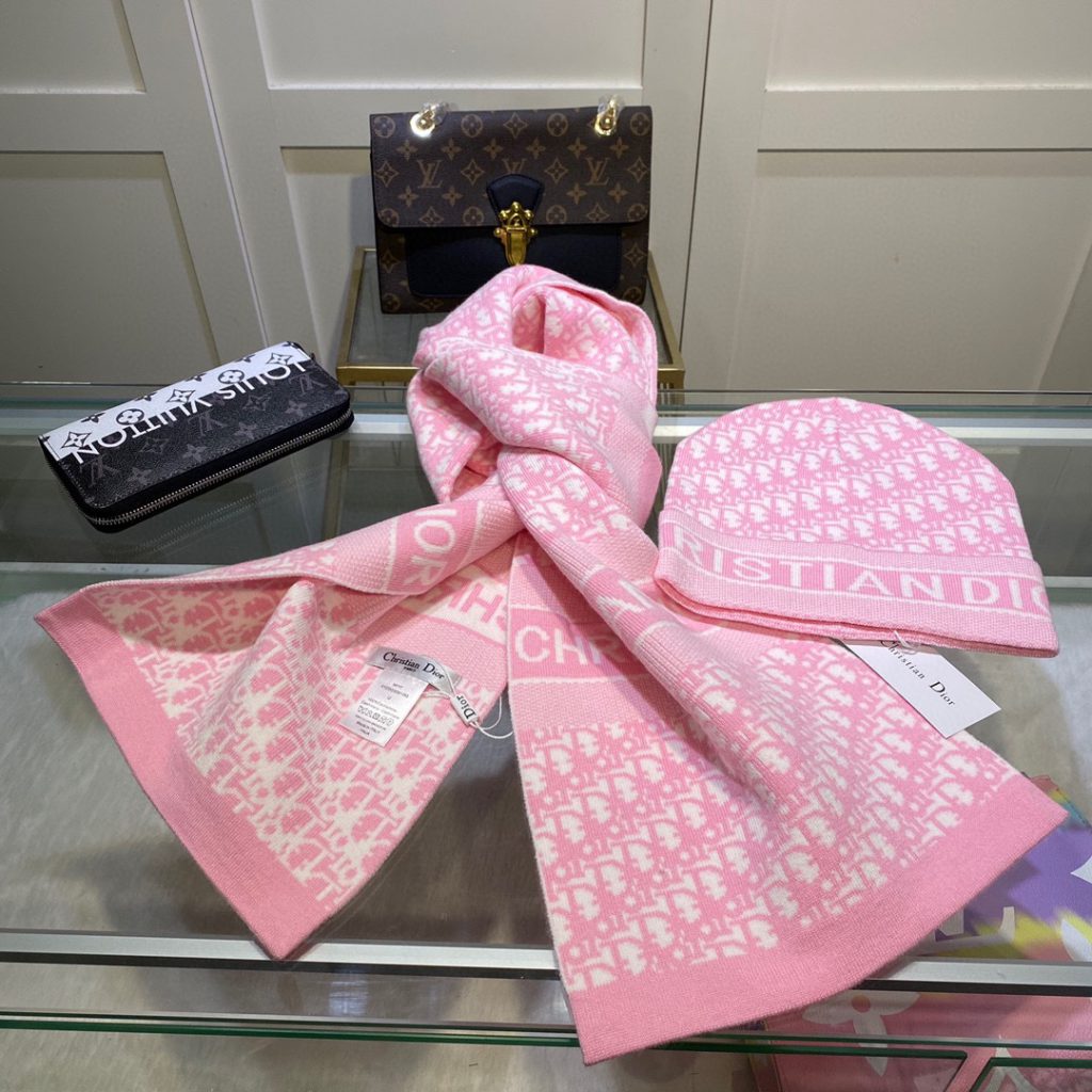 Dior Pompom Beanie & Scarf Set In Pink