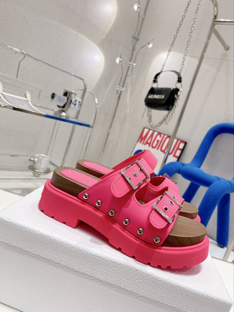 Christian Dior Women's Diorquake Sandal Pink For Women CD KCQ713VEA_S16F