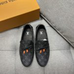 Louis Vuittion LV Driver Moccasin Black For Men LV 1AAF38