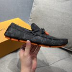 Louis Vuittion LV Driver Moccasin Black For Men LV 1AAF38