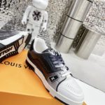Louis Vuitton Women's LV Trainers Black For Women LV