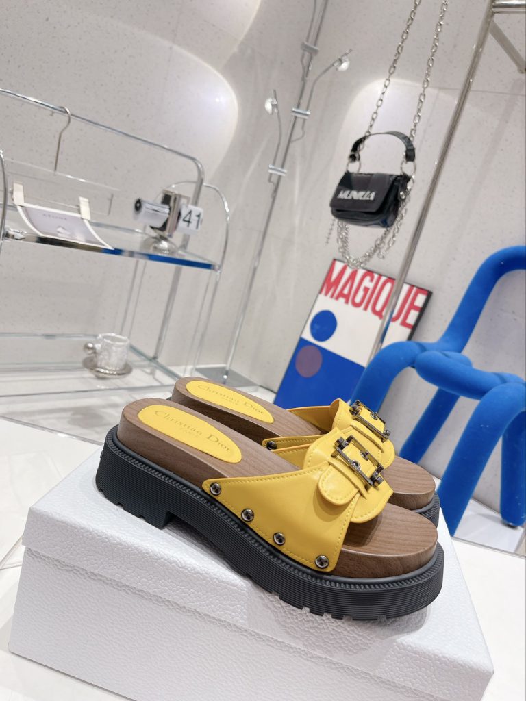 Christian Dior Women's Diorquake Slide Yellow For Women CD