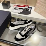 Christian Dior B25 Runner Sneaker Black/White For Men CD 3SN259YUH_H960