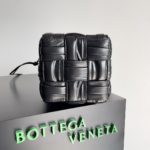 Bottega Veneta Small Cassette Bucket Bag Black, For Women, Women's Bags 7.1in/18cm 717187V2FY38425