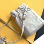 Saint Laurent Le Maillon Hook Bucket Bag White For Women, Women's Bags 10.6in/27cm YSL  686310AAAJK9207