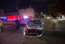 Choque vehicular en Zona Centro moviliza a cuerpos de emergencia