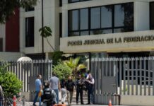 Evacúan edificio del Poder Judicial Federal por amenaza de bomba