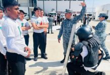 Guardia Nacional recibe a jóvenes y padres de familia de la agrupación Amigos en Baja California