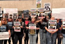 Viudas y policías retirados exigen solución a pensiones y prestaciones pendientes en Tijuana