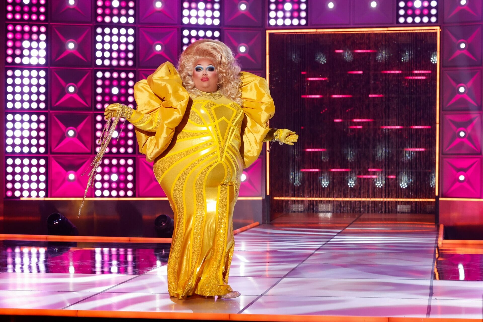 Drag race hot sale episode 12