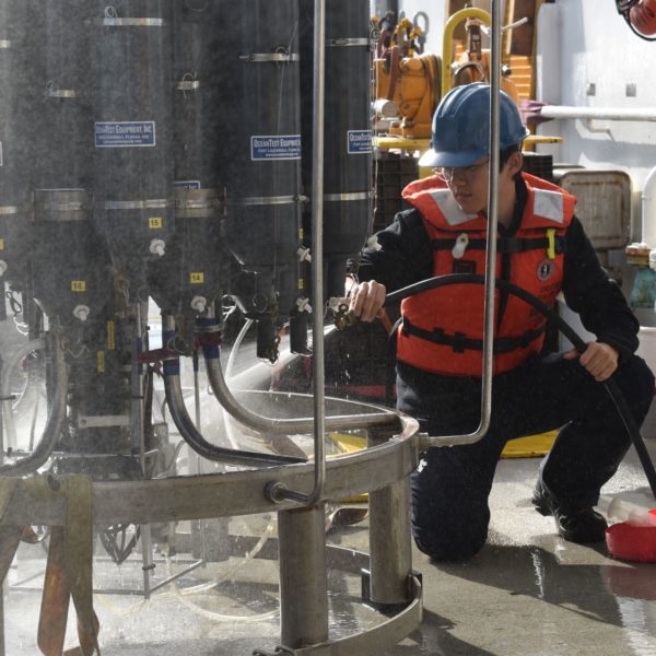 Washing down CTD Washing down CTD