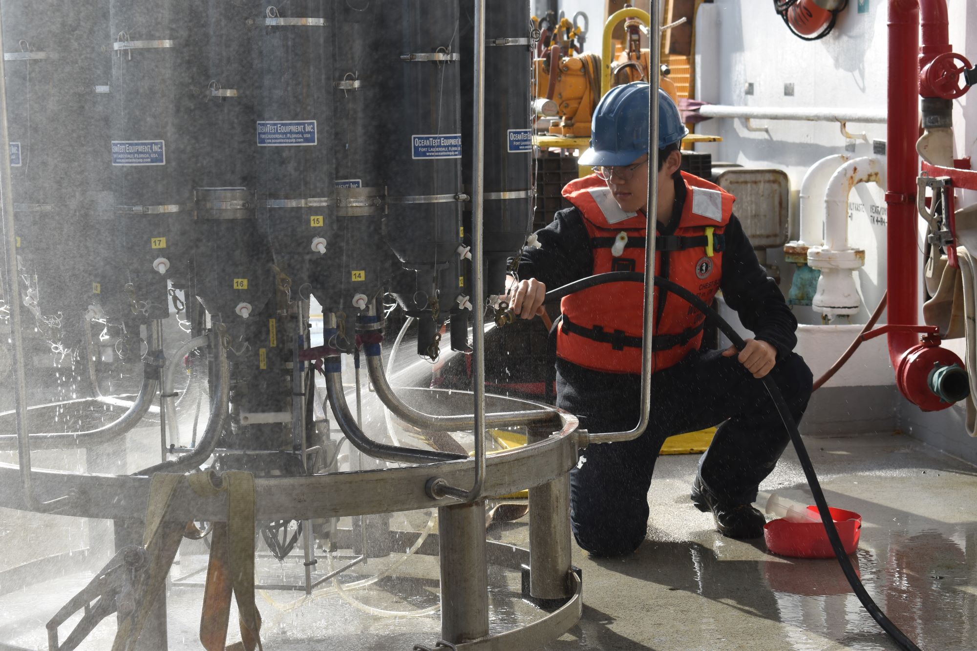 Washing down CTD Washing down CTD