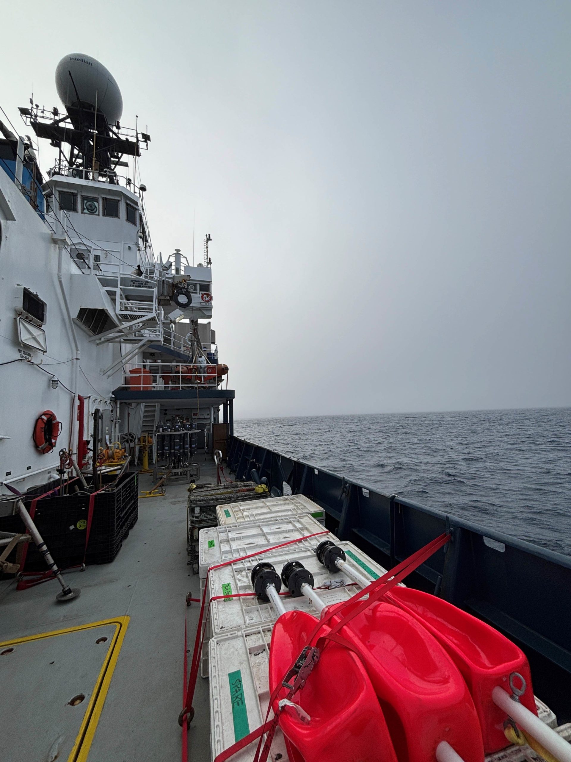 Aft starboard deck Aft starboard deck