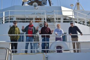 Five of the 8 VISIONS'26 students very happy to be departing on the expedition onboard the R/V Revelle. Credit: M. Elend, University of Washington, V26.