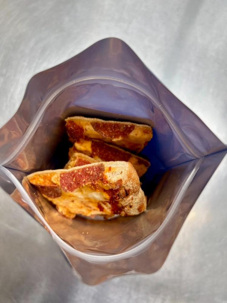 [Pre-Sale] Freeze Dried Pepperoni Pizza