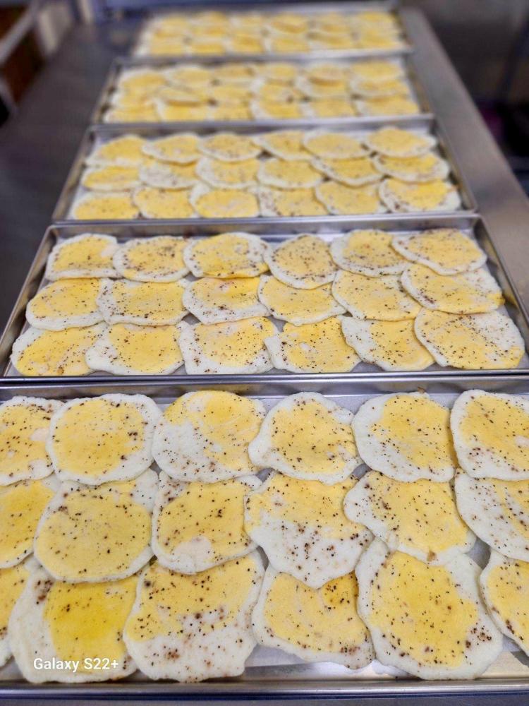 [LIMITED PRODUCTION]  Freeze Dried Fully Cooked Fried Whole Eggs with Cracked Pepper