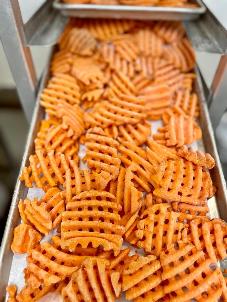 Freeze Dried Lattice-Cut Sweet Potato Fries
