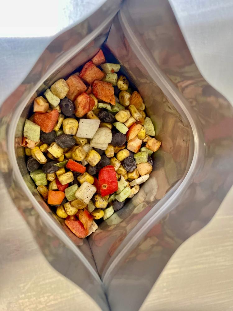 Freeze Dried Fully Cooked Roasted Corn and Black Bean Fiesta Blend