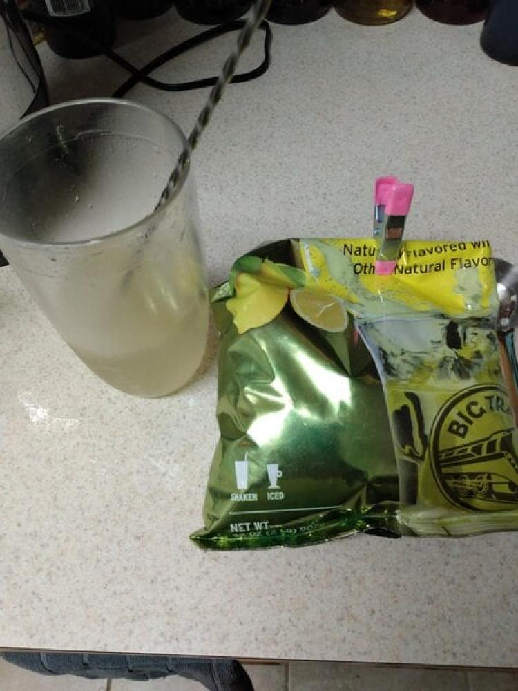 Big Train 2 lb. Shaken Lemonade Drink Mix - 5/Case