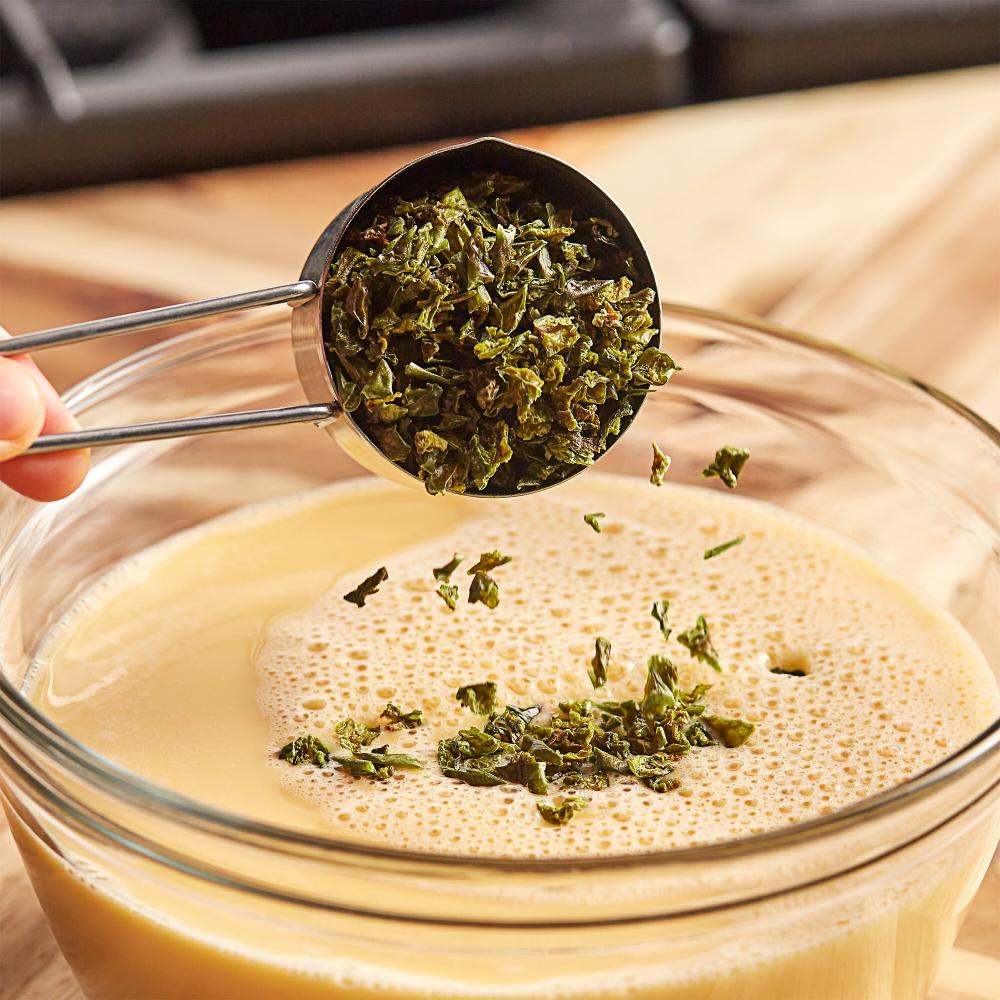 Silva Dried 1/4" Diced Green Bell Pepper 25 lb.