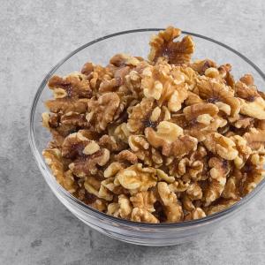 Hometown Provisions Raw Walnut Halves and Pieces 2.5 lb. - 2/Case