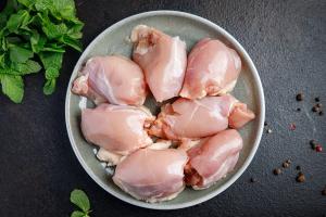 Freeze Dried Uncooked Diced Chicken Thighs