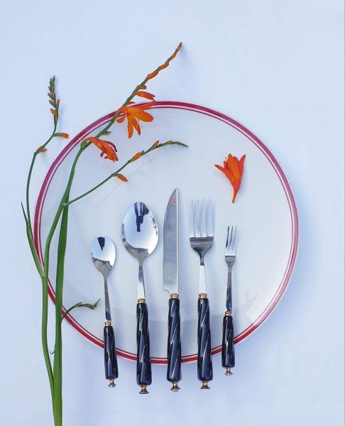 Knives & Cutlery