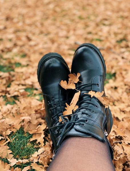 Shoes & Boots