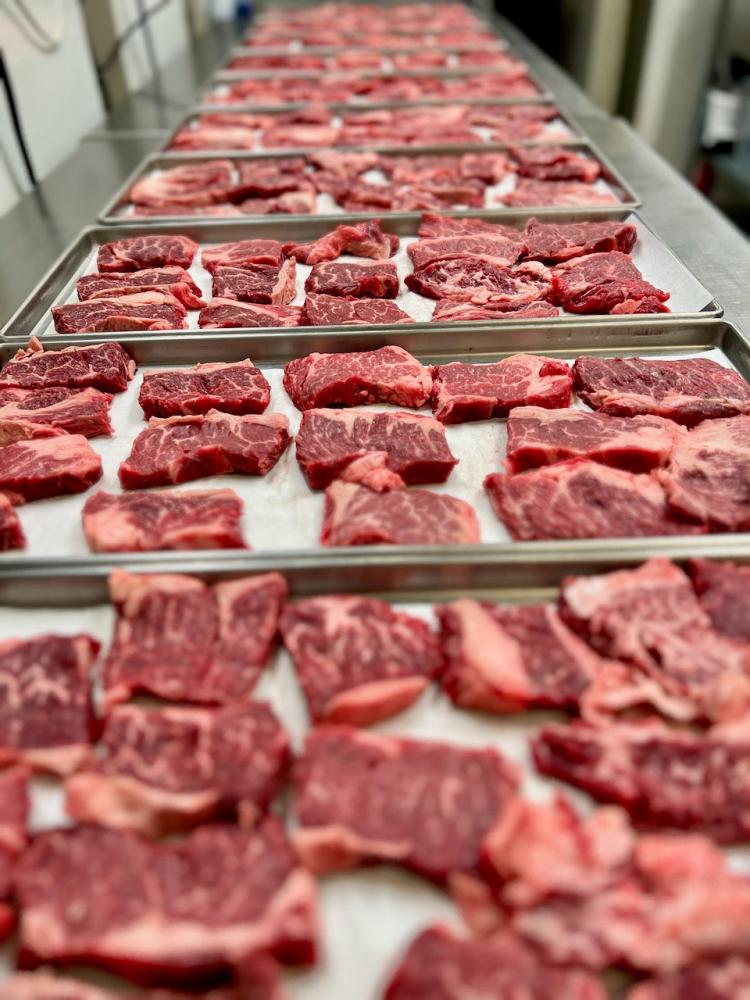 Dried Uncooked Boneless Beef Short Ribs