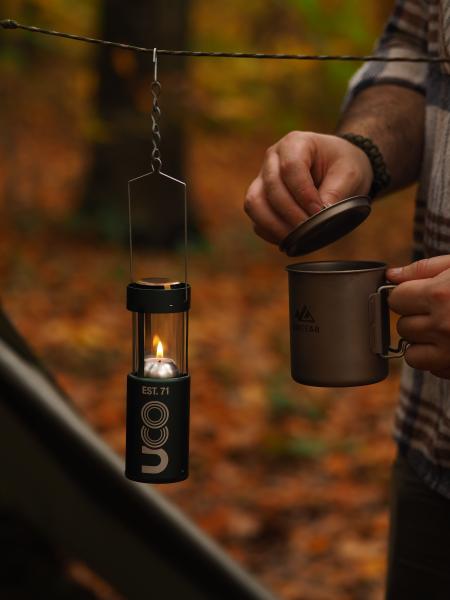 Hand Crank & Solar Lights